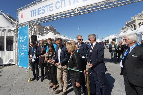 Il governatore del Friuli Venezia Giulia Massimiliano Fedriga all'apertura di TriesteNext in piazza dell'Unità d'Italia a Trieste